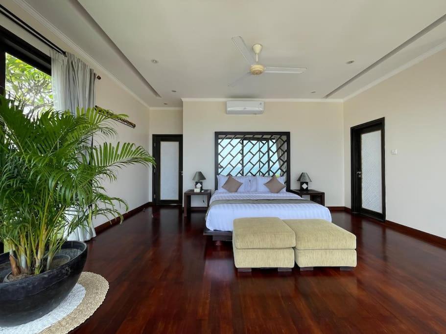 Nusa Dua Ocean View 4 Bedroom Bibi Bali מראה חיצוני תמונה